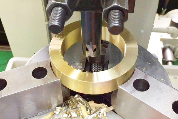 スロッター加工